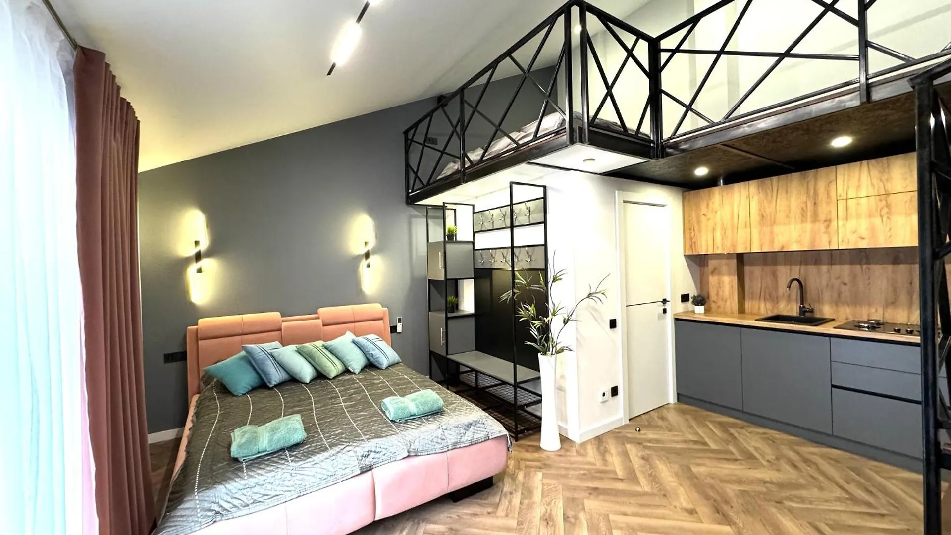 Apartmán Kvartyra Mansarda Lvov
